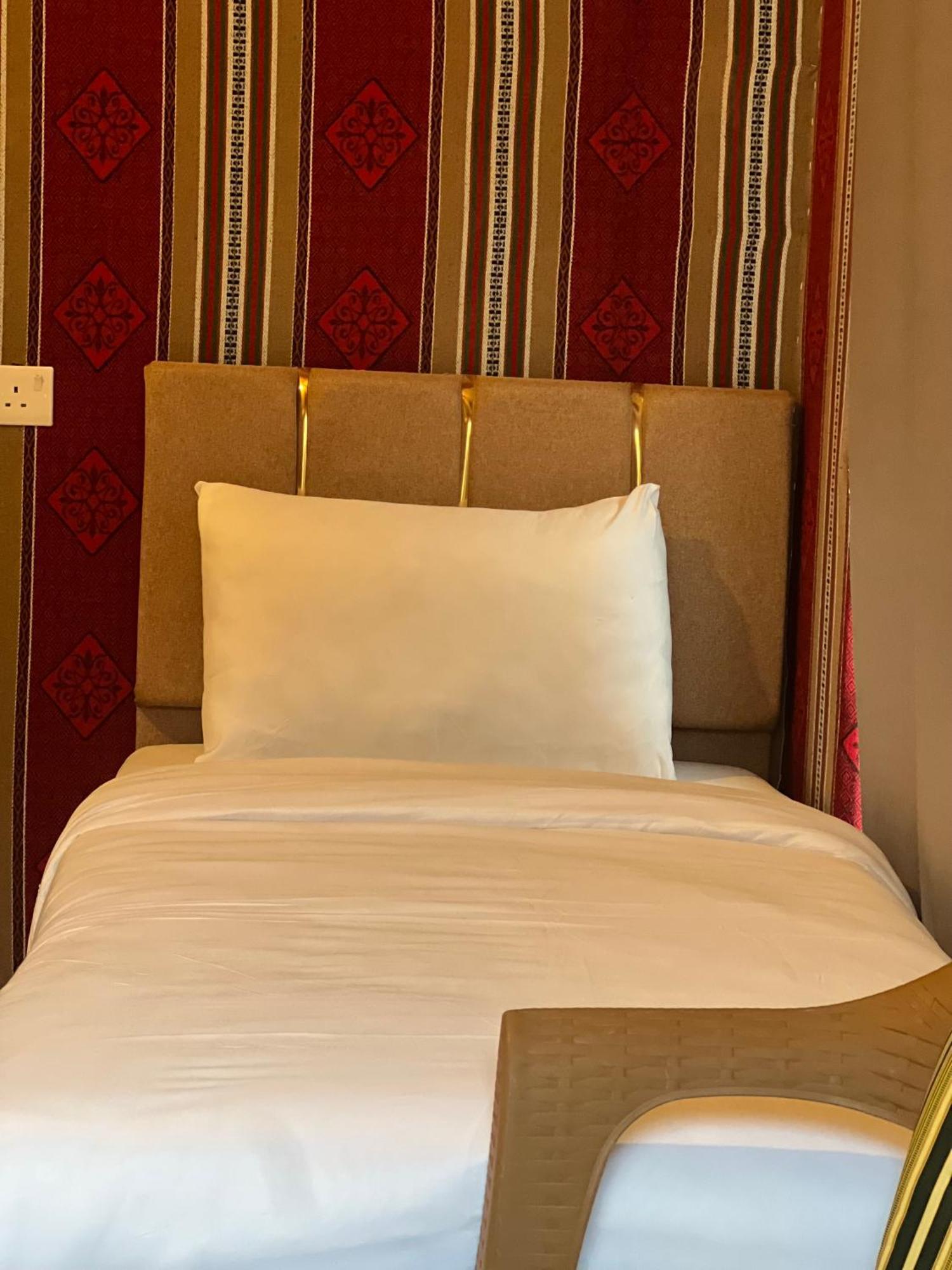 Rum Moon Luxury Camp Wadi Rum Esterno foto