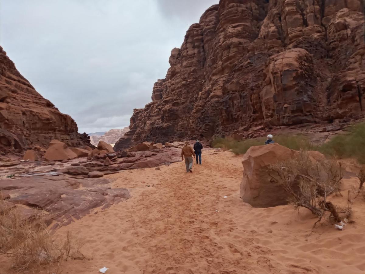 Rum Moon Luxury Camp Wadi Rum Esterno foto